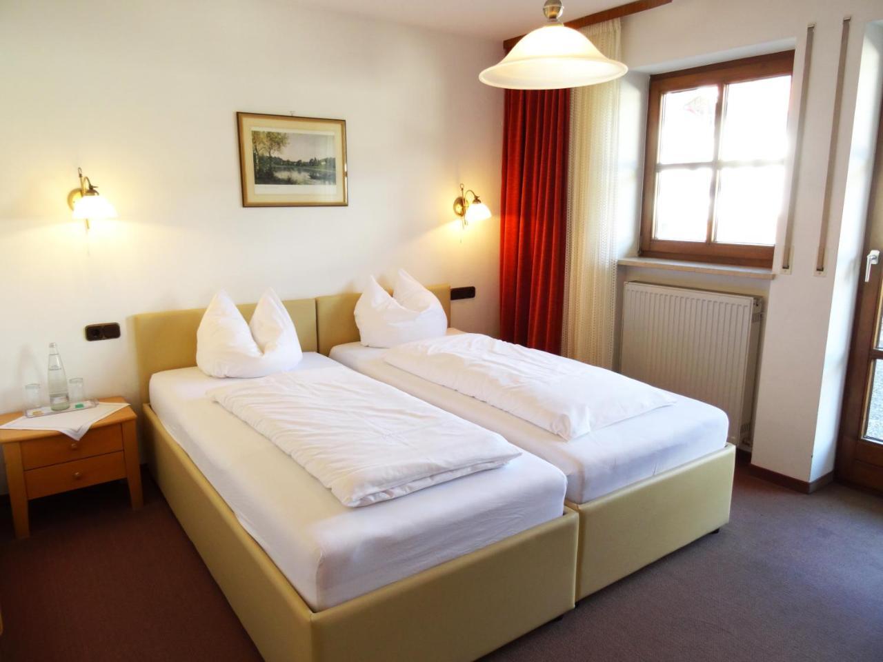 Hotel Gasthof Forelle Siegsdorf Zewnętrze zdjęcie